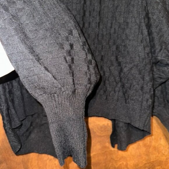 Women's Lightweight Cropped Checked Cardigan Size Small - Picture 4 of 7